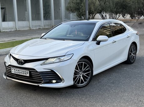 Toyota Camry 2022