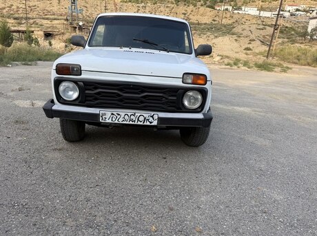 LADA (VAZ) Niva 2006