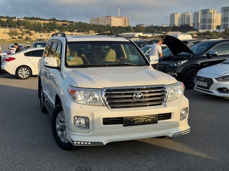 Toyota Land Cruiser 2013