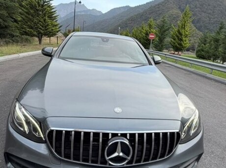 Mercedes E 300 2026