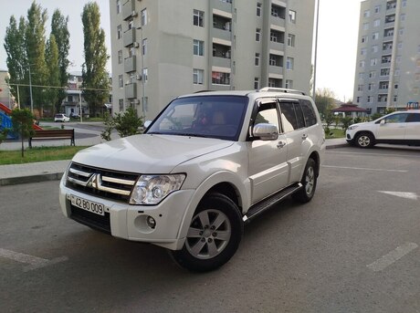 Mitsubishi Pajero 2008