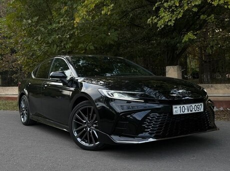 Toyota Camry 2025