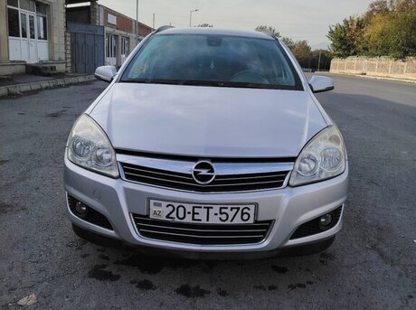 Opel Astra 2009