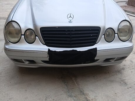 Mercedes E 220 1999