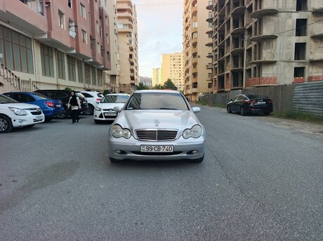 Mercedes C 240 2003