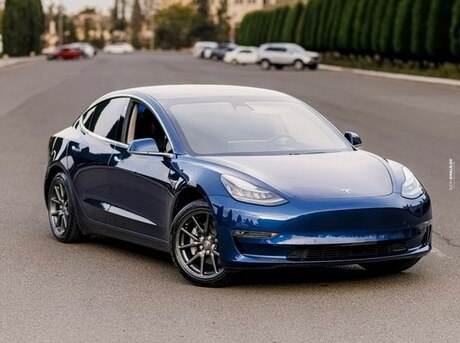 Tesla Model 3 2018