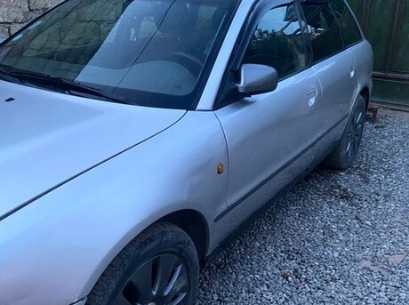 Audi A4 1998