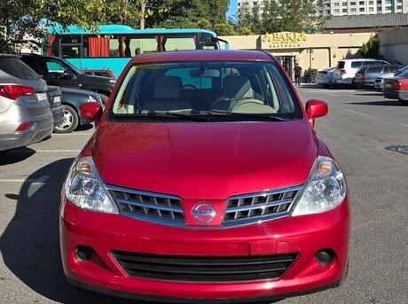 Nissan Tiida 2011