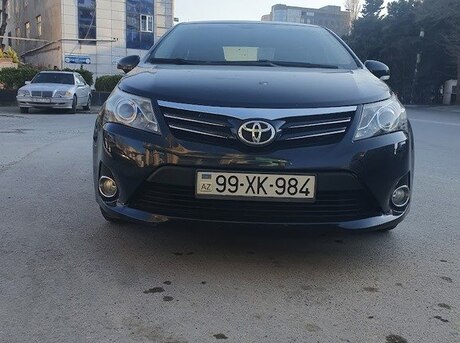 Toyota Avensis 2011