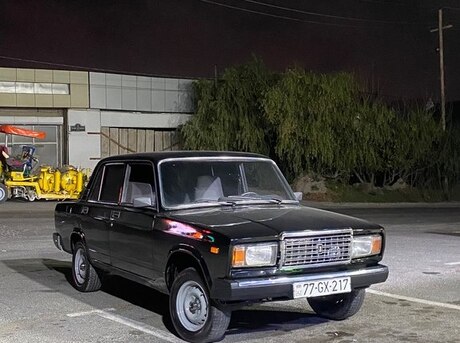 LADA (VAZ) 2107 2001