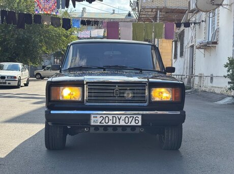 LADA (VAZ) 2107 2011
