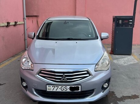Mitsubishi Attrage 2016