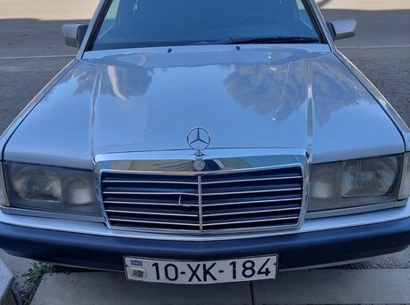 Mercedes 190 1992