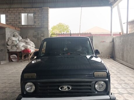 LADA (VAZ) Niva 2013