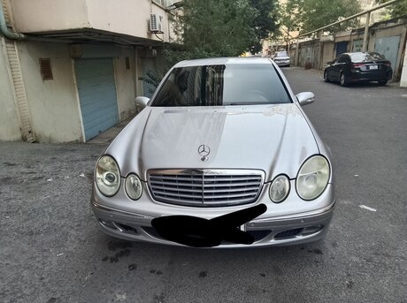 Mercedes E 240 2002
