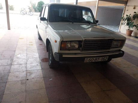 LADA (VAZ) 2107 2004