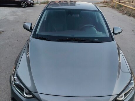 Hyundai Elantra 2017