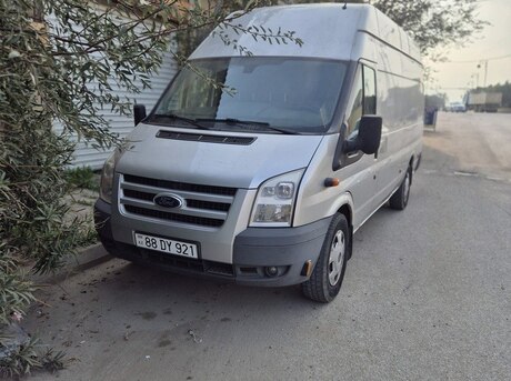 Ford Transit 2011