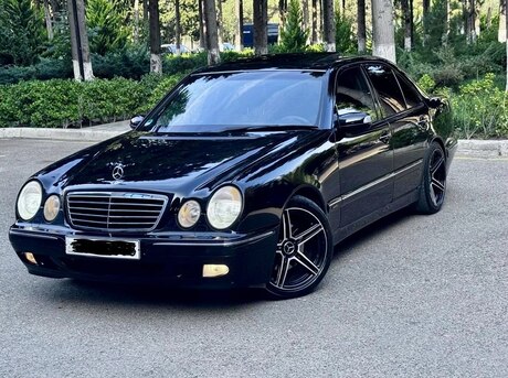 Mercedes E 320 2000