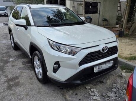 Toyota RAV4 2021
