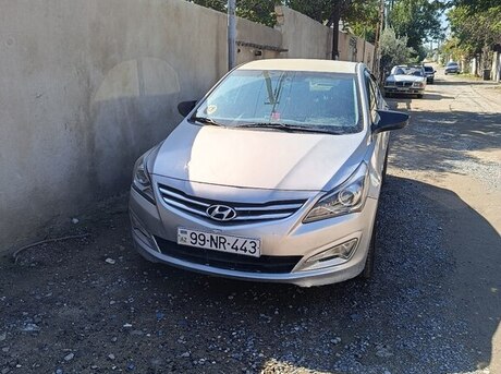 Hyundai Accent 2015