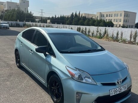 Toyota Prius 2012