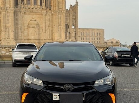 Toyota Camry 2015