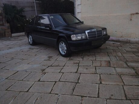 Mercedes 190 1990