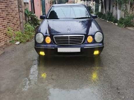Mercedes E 270 2000
