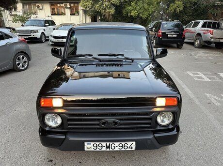 LADA (VAZ) Niva 2017