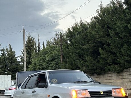 LADA (VAZ) 21099 2004