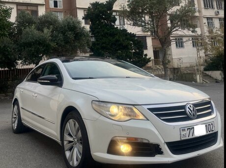 Volkswagen Passat CC 2011