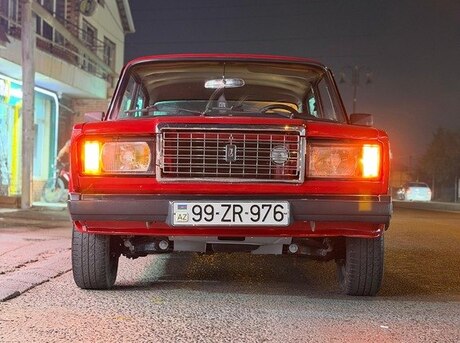 LADA (VAZ) 2107 2004