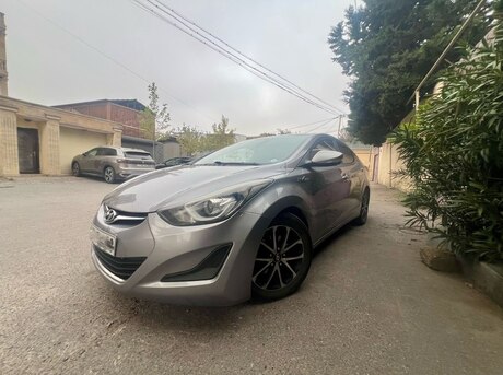Hyundai Avante 2013