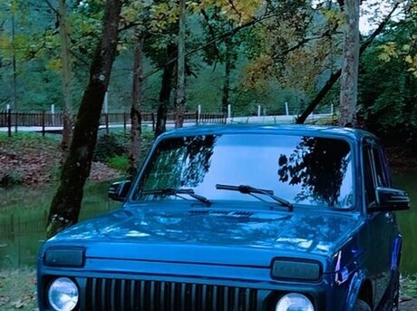 LADA (VAZ) Niva 2013