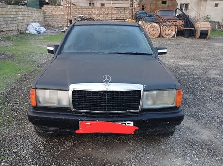 Mercedes 190 1989