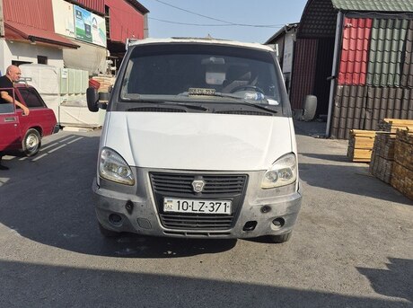GAZ 330202-740 2003