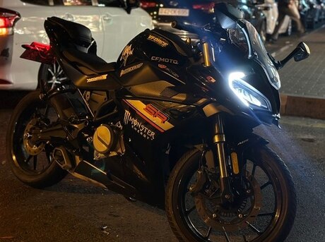 CFMOTO 250 SR 2025