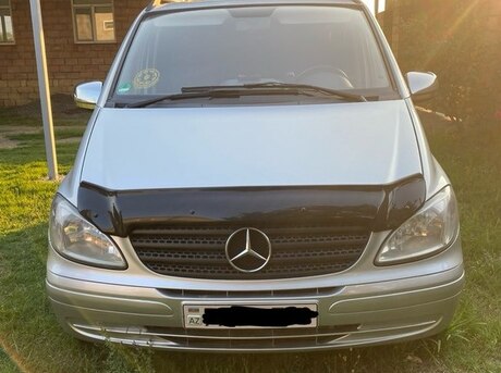 Mercedes  2009