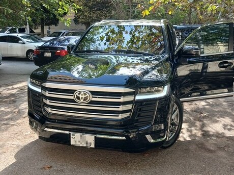 Toyota Land Cruiser 2012