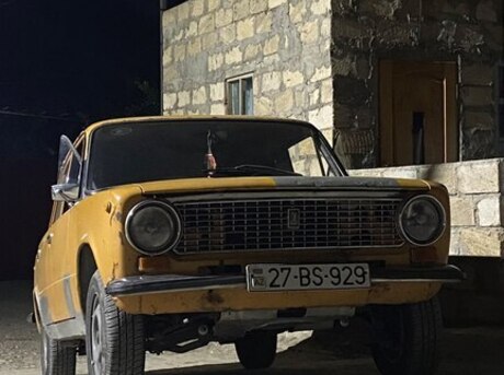 LADA (VAZ) 21011 1981