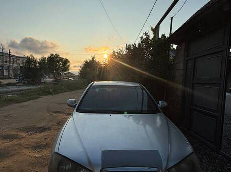 Hyundai Elantra 2002