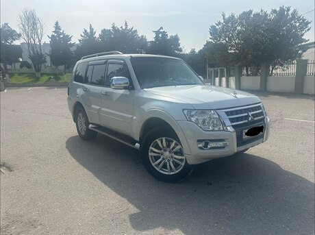 Mitsubishi Pajero 2016