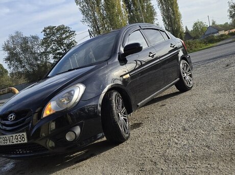 Hyundai Verna 2010