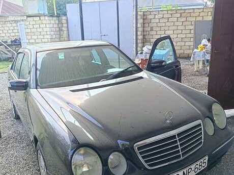 Mercedes E 270 2000