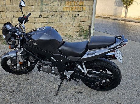Suzuki  2008