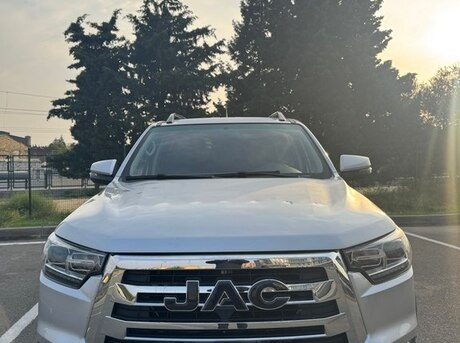 JAC T8 2023