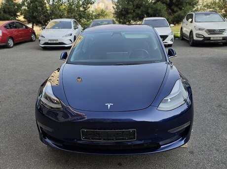Tesla Model 3 2018