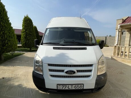 Ford Transit 2012