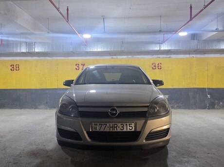 Opel Astra 2005